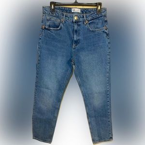 Zara. Mom fit blue jeans. Size 8.